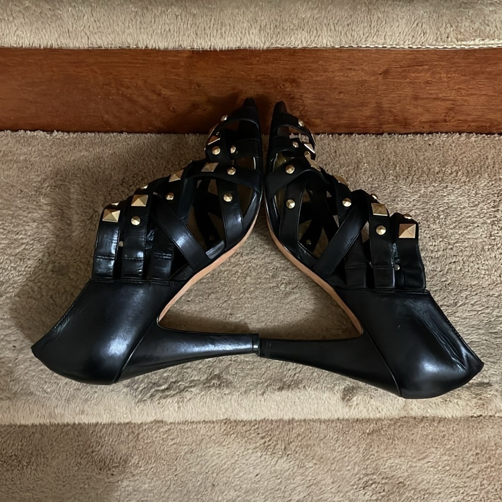 Saks Fifth Avenue Black Heels Gold Accents Women's Size 10M - Picture 8 of 12